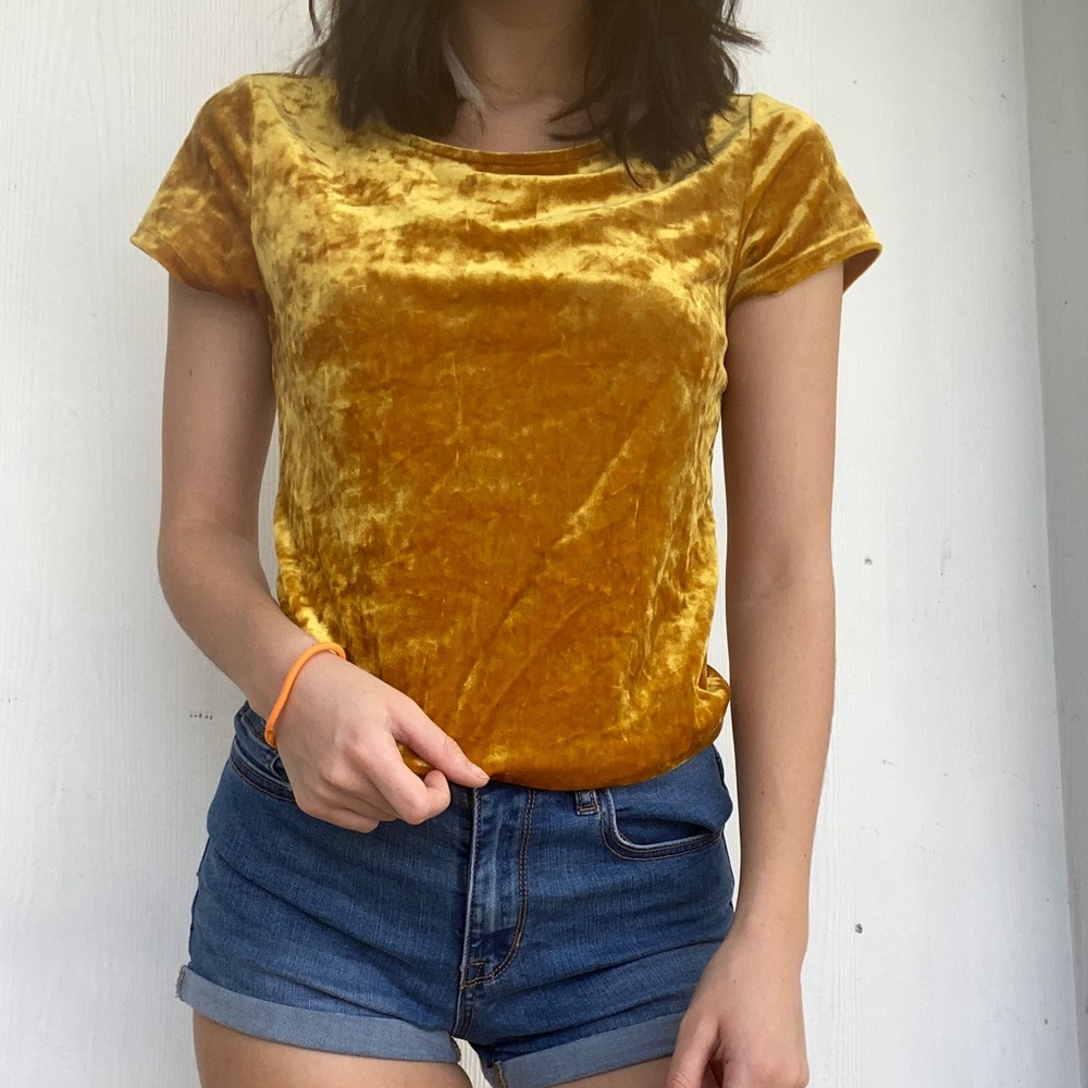 Primark gold cropped shirt from Germany